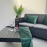 公寓 Four Stars 斯维蒂佩塔